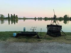 Lacul Mandarino ( Italia )